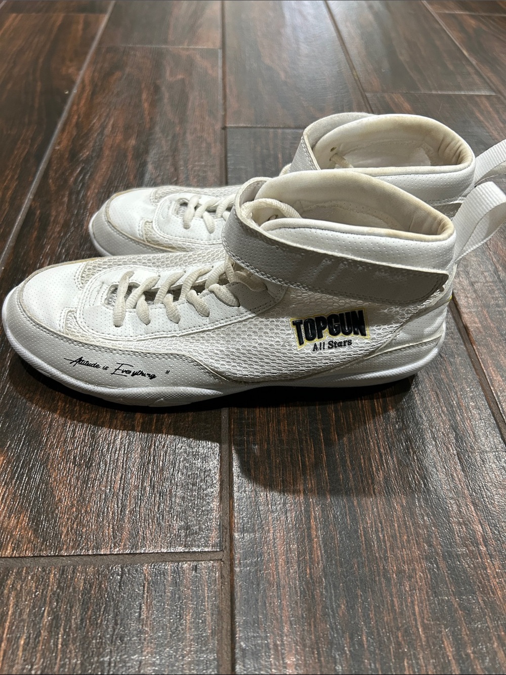 Cheer White High-Top Sneakers